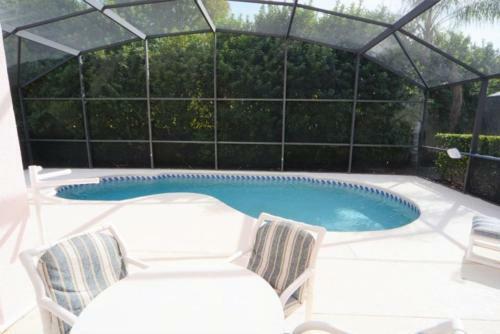 Lake Berkley Resort 4 Bedroom 2 Bath Pool Home