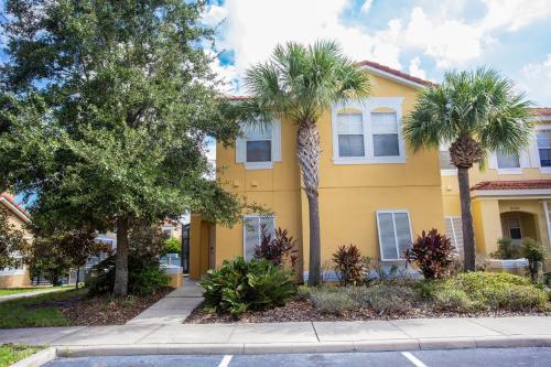 Four Bedroom W/ Pool Close To Disney 8570