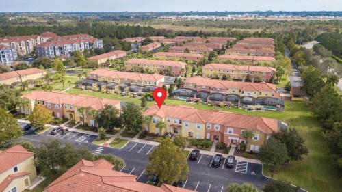 Four Bedroom W/ Pool Close To Disney 8570