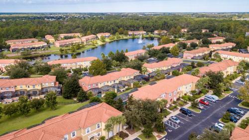 Four Bedroom W/ Pool Close To Disney 8570