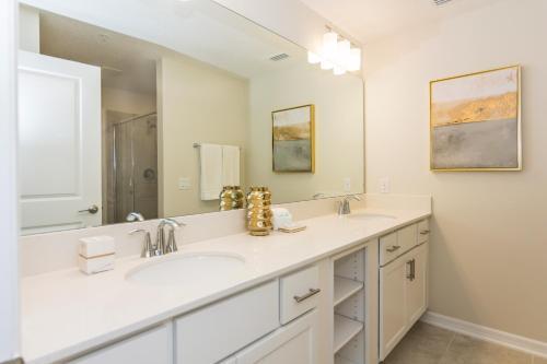 Awesome Apartment At Storey Lake (273067)