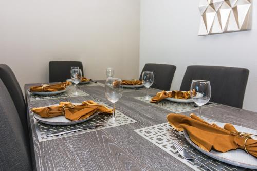 Awesome Apartment At Storey Lake (273067)