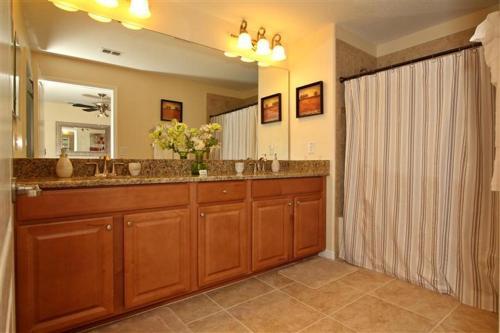 5 Bedroom With Splash Pool In Paradise Palms! Townhouse