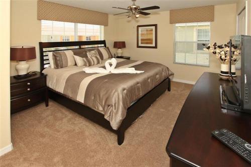 5 Bedroom With Splash Pool In Paradise Palms! Townhouse