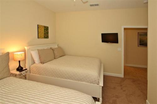 5 Bedroom With Splash Pool In Paradise Palms! Townhouse