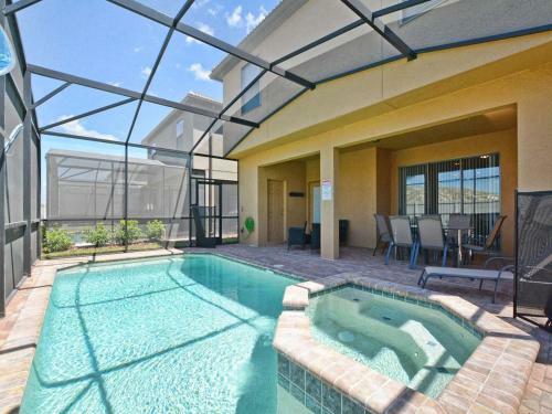 Windsor At Westside-6 Bedrooms House W/pool-3721ww