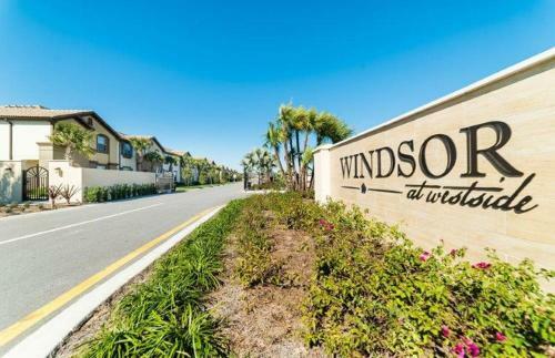 Windsor At Westside-6 Bedrooms House W/pool-3721ww
