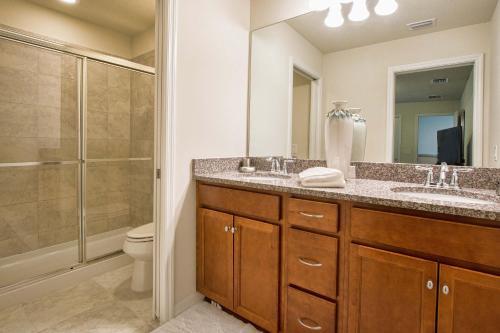 Windsor At Westside-8 Bedrooms House W/pool-3711ww