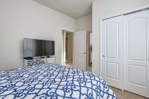 Windsor At Westside-8 Bedrooms House W/pool-3711ww