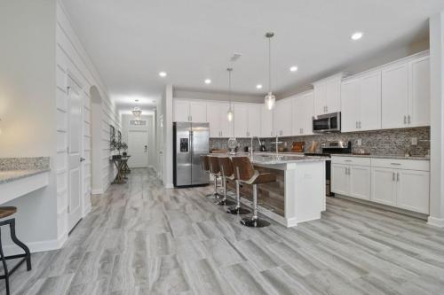 Gorgeous Single Home With Private Pool Sl4730