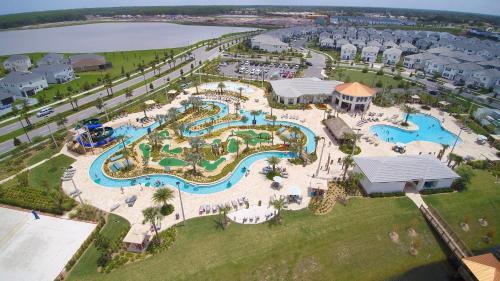 Marvelous Four Bedroom Home Close To Disney W/ Pool 4805