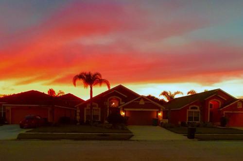 Kissimmee Villa Sleeps 8 Pool Air Con Wifi