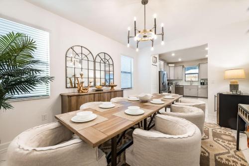 Villa Ultimate Luxury 6 Bedroom Home For 16 Guests