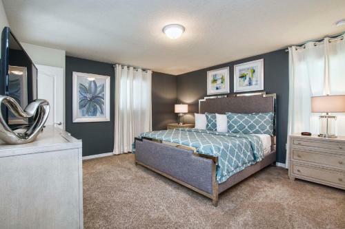 Windsor At Westside-6 Bedrooms House W/pool-3722ww