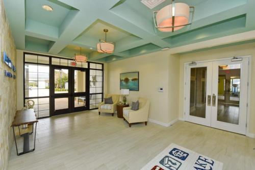 Luxury 5 Bedrooms Villa At Storey Lake