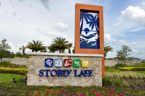 Luxury 5 Bedrooms Villa At Storey Lake