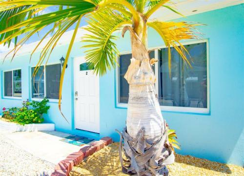 Salt Life 1&2 - 2bed/2bath Updated Full Duplex With Dockage