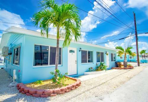 Salt Life 1&2 - 2bed/2bath Updated Full Duplex With Dockage