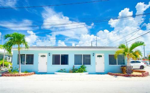 Salt Life 1&2 - 2bed/2bath Updated Full Duplex With Dockage