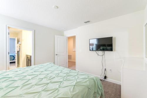 Bright & Sunny Champions Gate 8 Bedroom Villa Villa