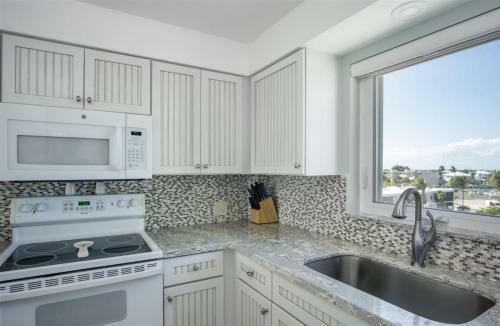 Apartamento Million Dollar View - 2bed/2bath Condo With Open Water Views & Pool
