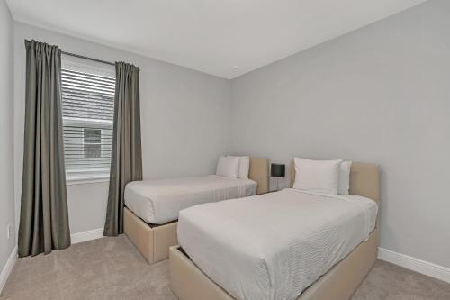 7700 Fairfax Drive