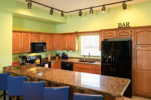 Hotel Grassy Flats Resort & Beach Club