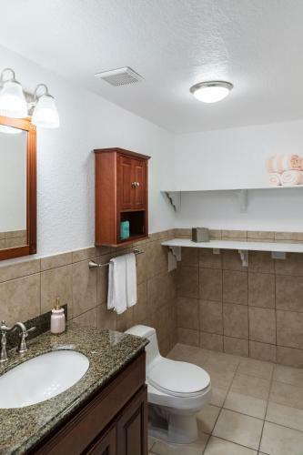 Hotel Grassy Flats Resort & Beach Club