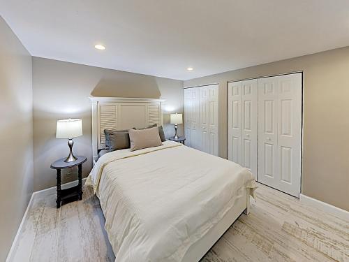New Listing! Canal-front Retreat With Dock, Balcony Home