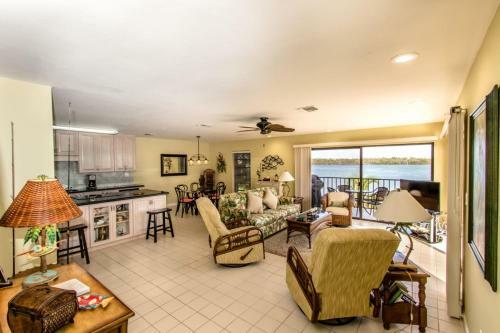 Apartamento Rx: Paradise - 2bed/2.5bath Condo With Open Water Views