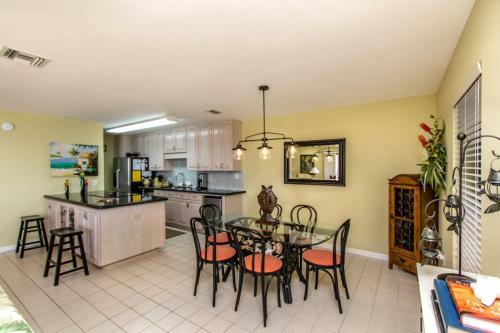 Apartamento Rx: Paradise - 2bed/2.5bath Condo With Open Water Views