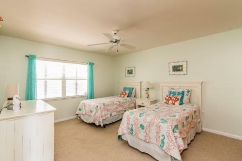 Angler's Dream 2bed/2bath Half Duplex With Private Pool & Dockage