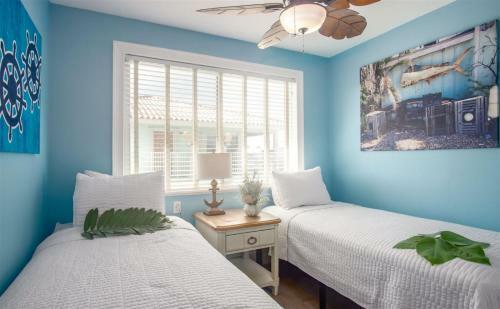 Reel Paradise 2bed 2bath Half Duplex With Brand New Private Pool, Deck & Dockage