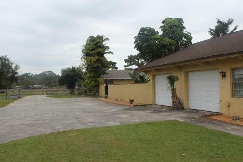 Hotel Oyo Family Ranch At Melbourne Fl