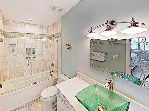 Modern Coco Plum Estate With Pool, Hot Tub & Dock! Home