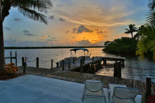 Apartamento Waterfront Matlacha Condo With Pool And Boat Slip!