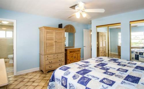 Serenity Found 3bed/2bath Duplex With Dockage & Cabana Club
