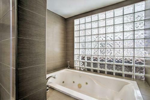 Miami Home With Pool - 5 Mi To Sunny Isles Beach