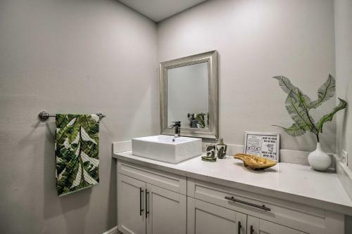 Miami Home With Pool - 5 Mi To Sunny Isles Beach