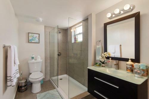 Apartamento 2 Bedroom 2 Bath With Patio On 11th Collins Ave