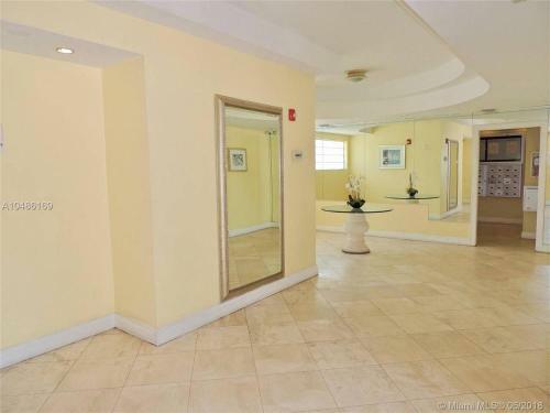 Gorgeous Apartment, South Beach, 1 Block To Ocean