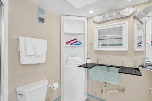 Gorgeous Apartment, South Beach, 1 Block To Ocean