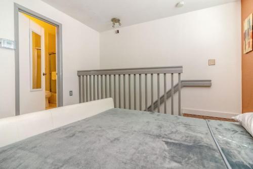 The Sunshine Loft