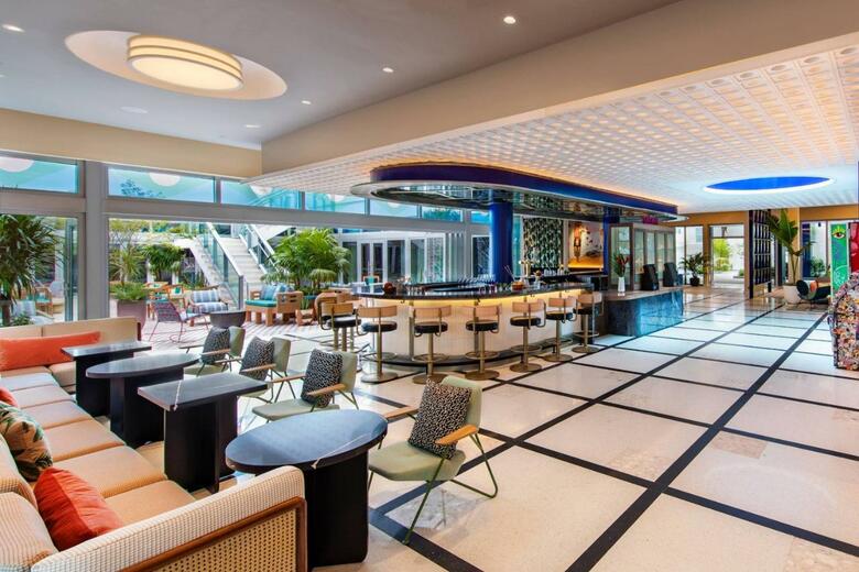 Hotel Moxy Miami South Beach