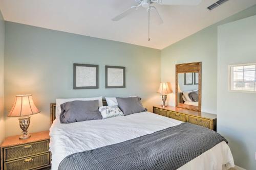 Naples Villa With Lanai And Pond View - 5 Mi To Beach!