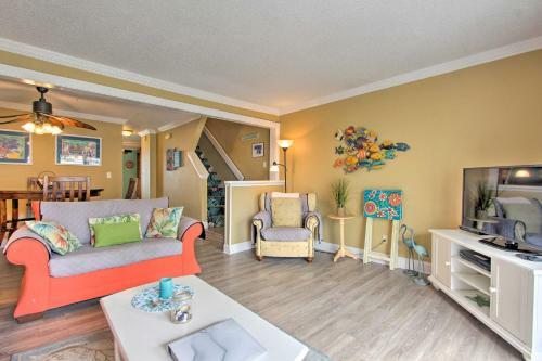Snowbirds Navarre Oasis With Pool 1 Block To Beach