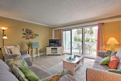Snowbirds Navarre Oasis With Pool 1 Block To Beach