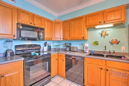 Snowbirds Navarre Oasis With Pool 1 Block To Beach