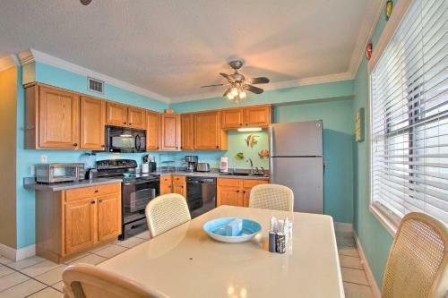 Snowbirds Navarre Oasis With Pool 1 Block To Beach