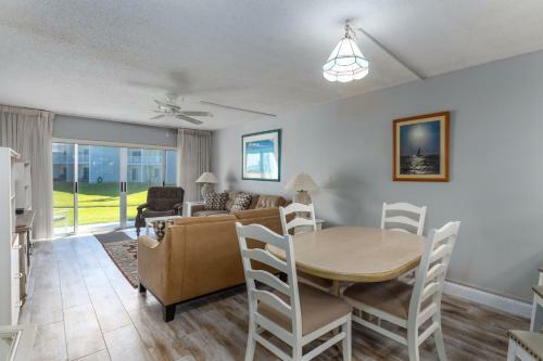 Apartamento 114 Surfside Home